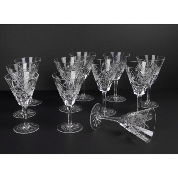 W J Hughes Crystal Janessa Water or Wine Glasses, Cut Star/Pinwheel /Fan Set 11 - Picture 3 of 13